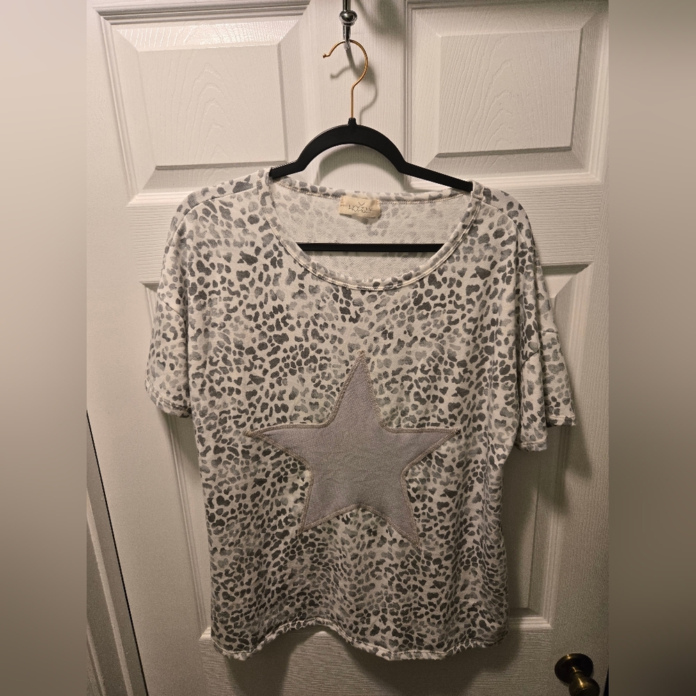 Leopard Print Star Tee